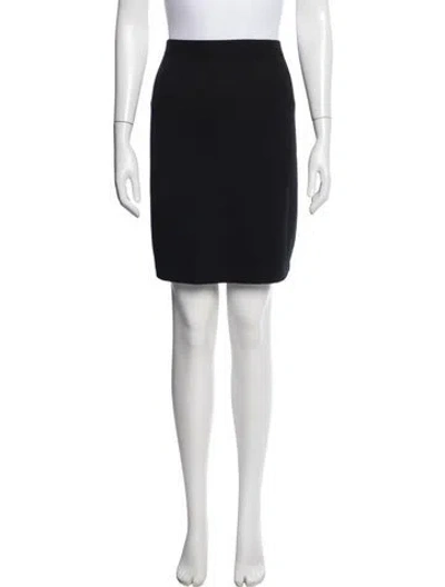 Pre-owned St John Mini Skirt In Black