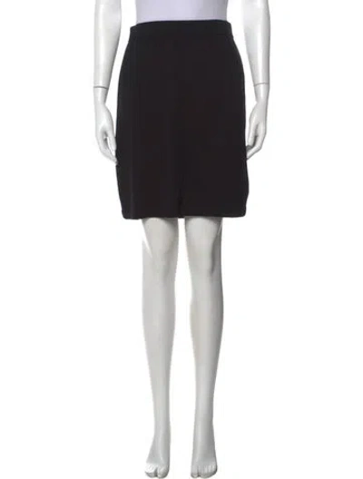 Pre-owned St John Mini Skirt In Black