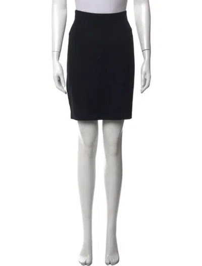 Pre-owned St John Mini Skirt In Black