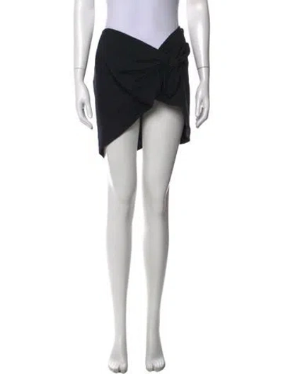 Pre-owned St John Mini Skirt In Black