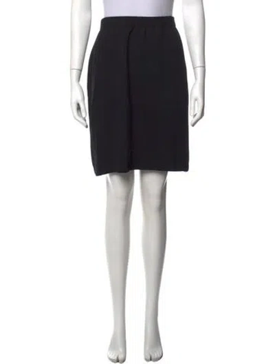 Pre-owned St John Mini Skirt In Black