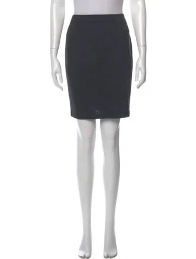 Pre-owned St John Mini Skirt In Gray