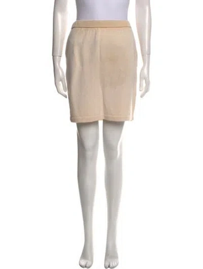 Pre-owned St John Mini Skirt In Neutral