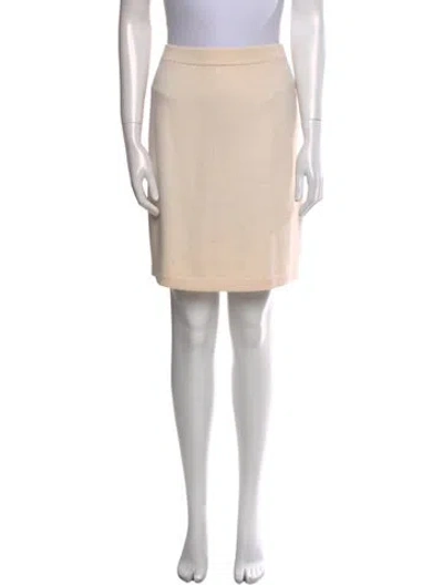 Pre-owned St John Mini Skirt In Neutral