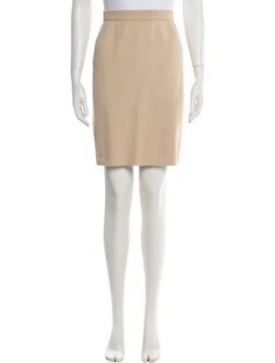 Pre-owned St John Mini Skirt In Neutral