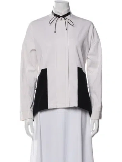 Pre-owned St John Nylon Jacket In White