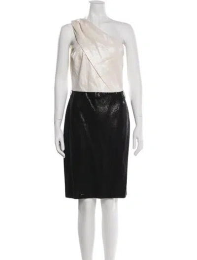 Pre-owned St John One-shoulder Knee-length Dress