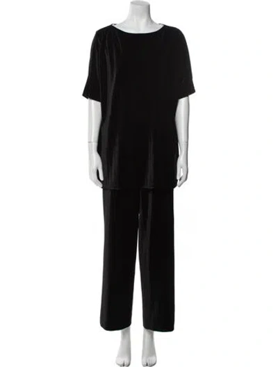 Pre-owned St John Pant Set W/ Tags In Black