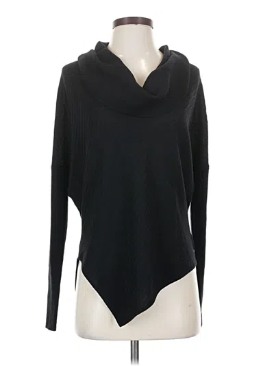 Pre-owned St John Poncho In Black