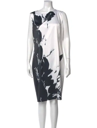 Pre-owned St John Printed Knee-length Dress In White