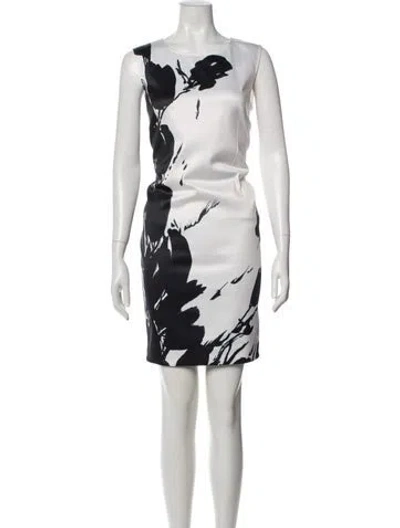 Pre-owned St John Printed Knee-length Dress In White