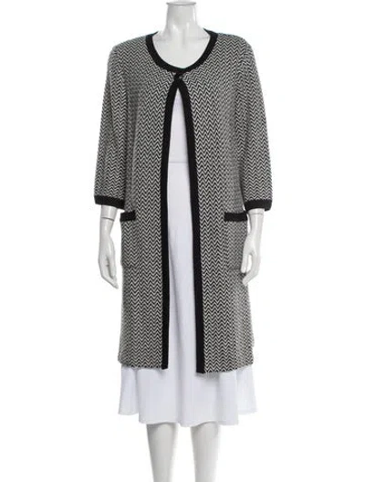Pre-owned St John Printed Scoop Neck Sweater In White