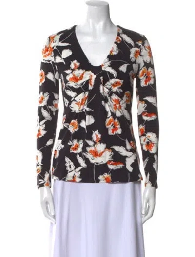 Pre-owned St John Printed V-neck Top In Black