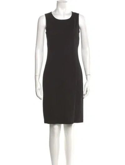 Pre-owned St John Scoop Neck Knee-length Dress In Black