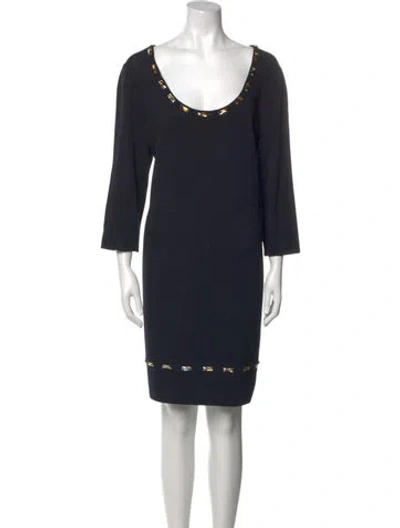 Pre-owned St John Scoop Neck Knee-length Dress In Black