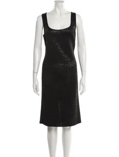 Pre-owned St John Scoop Neck Knee-length Dress In Black