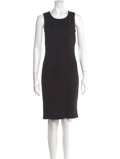 Pre-owned St John Scoop Neck Knee-length Dress In Black