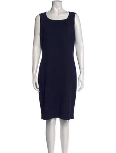 Pre-owned St John Scoop Neck Knee-length Dress In Blue