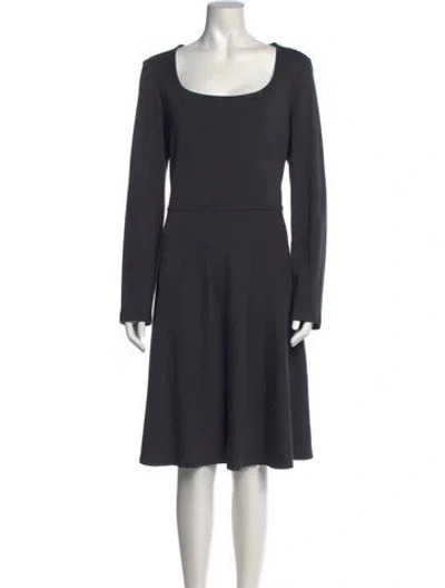 Pre-owned St John Scoop Neck Knee-length Dress In Gray