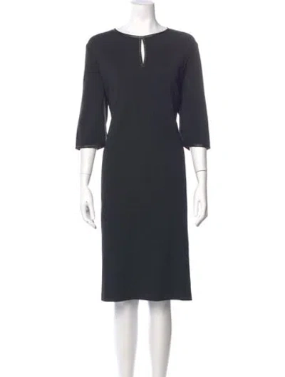 Pre-owned St John Scoop Neck Knee-length Dress In Gray