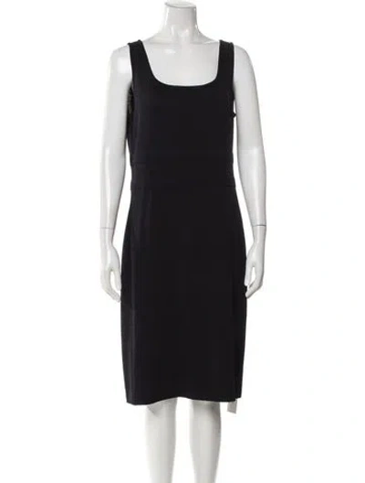 Pre-owned St John Scoop Neck Knee-length Dress In Gray
