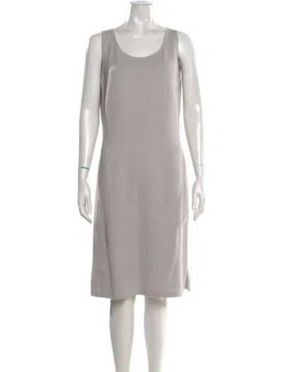 Pre-owned St John Scoop Neck Knee-length Dress In Gray