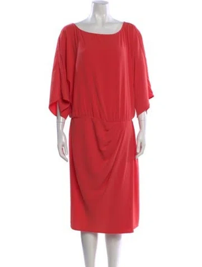 Pre-owned St John Scoop Neck Knee-length Dress In Pink