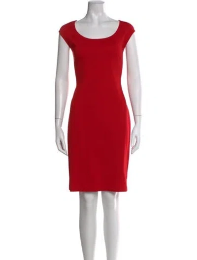 Pre-owned St John Scoop Neck Knee-length Dress In Red
