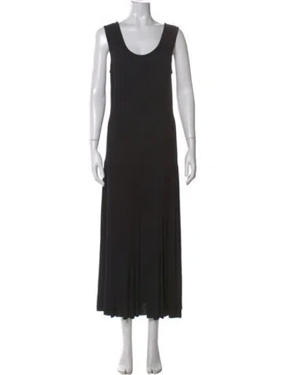 Pre-owned St John Scoop Neck Long Dress In Black