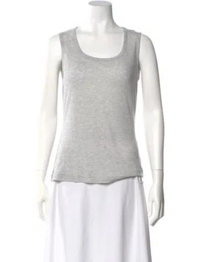 Pre-owned St John Scoop Neck Sleeveless Top