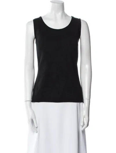 Pre-owned St John Scoop Neck Sleeveless Top In Black