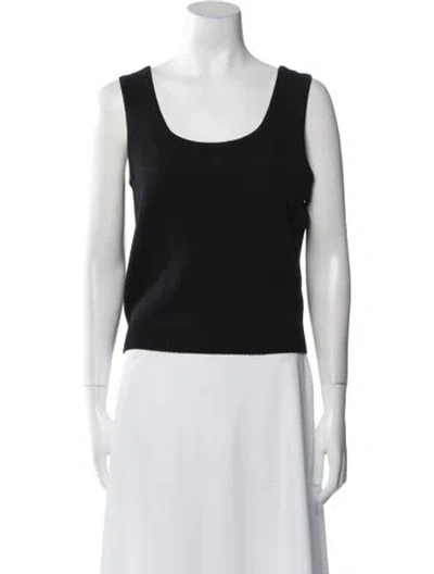 Pre-owned St John Scoop Neck Sleeveless Top In Black