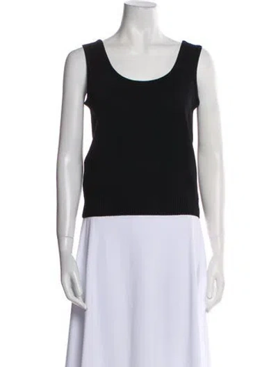 Pre-owned St John Scoop Neck Sleeveless Top In Black