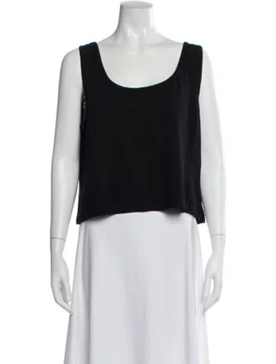 Pre-owned St John Scoop Neck Sleeveless Top In Black