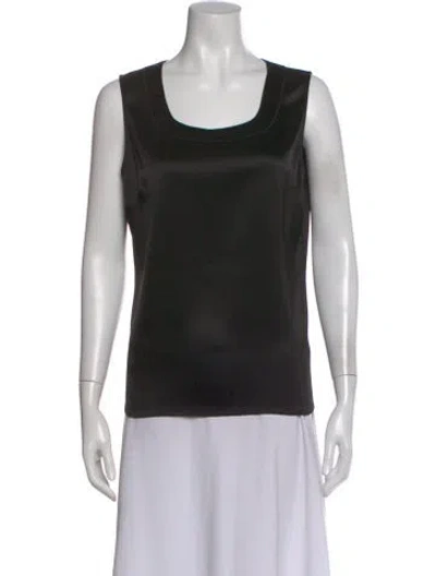 Pre-owned St John Scoop Neck Sleeveless Top In Black
