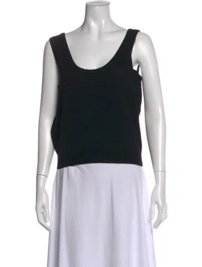 Pre-owned St John Scoop Neck Sleeveless Top In Black