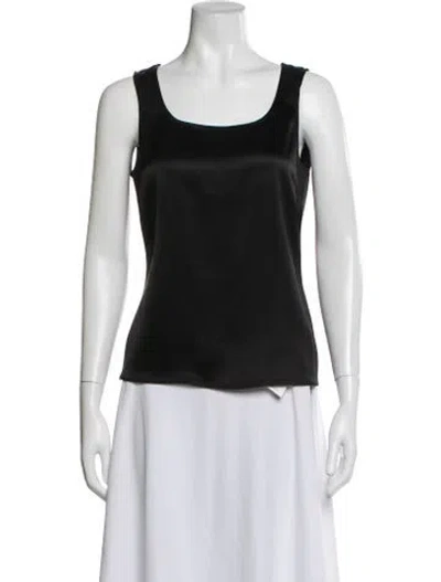 Pre-owned St John Scoop Neck Sleeveless Top In Black