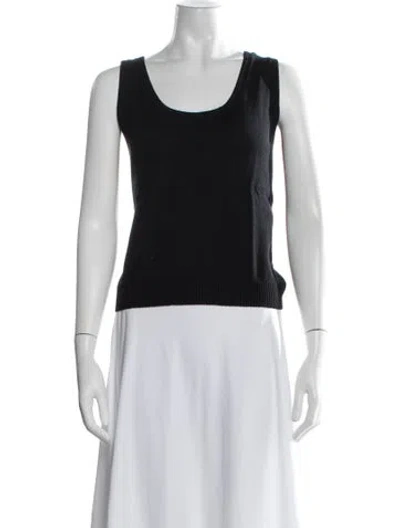 Pre-owned St John Scoop Neck Sleeveless Top In Black