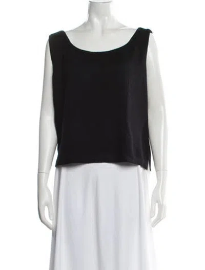 Pre-owned St John Scoop Neck Sleeveless Top In Black