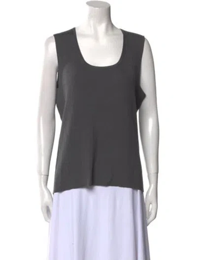 Pre-owned St John Scoop Neck Sleeveless Top In Gray