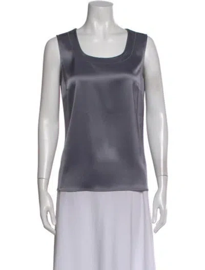 Pre-owned St John Scoop Neck Sleeveless Top In Gray