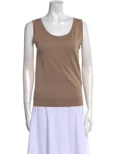 Pre-owned St John Scoop Neck Sleeveless Top In Neutral