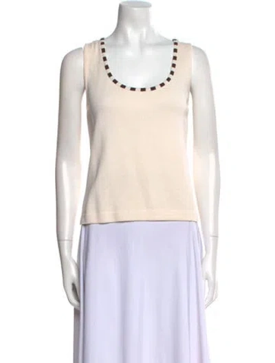 Pre-owned St John Scoop Neck Sleeveless Top In Neutral