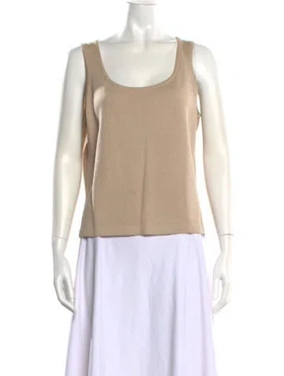 Pre-owned St John Scoop Neck Sleeveless Top In Neutral