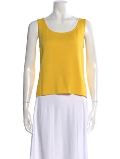 Pre-owned St John Scoop Neck Sleeveless Top In Yellow