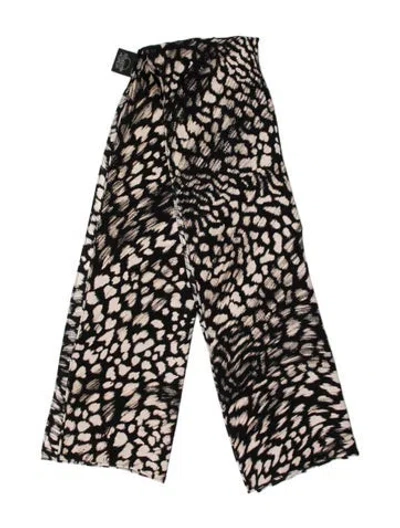 Pre-owned St John Silk Animal Print Scarf In Black