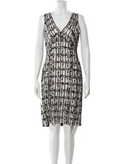 Pre-owned St John Silk Knee-length Dress In Multi