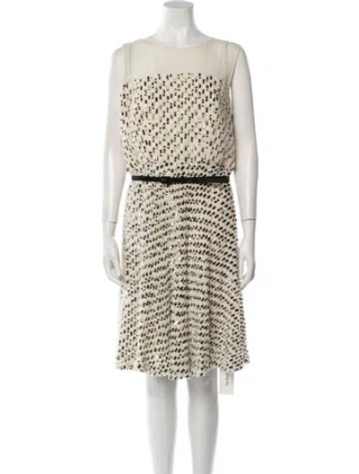 Pre-owned St John Silk Knee-length Dress In Neutral
