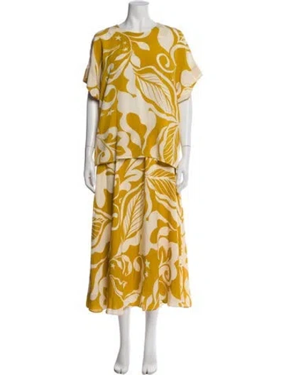 Pre-owned St John Silk Printed Skirt Set W/ Tags In Yellow