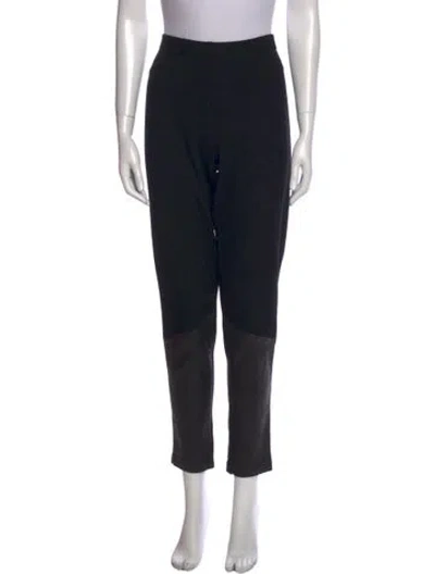 Pre-owned St John Skinny Leg Pants In Black